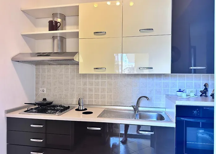 Casa Di Chiara Posto Auto E Aria Condizionata Апартаменты Бергамо